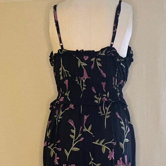 Angie Ruffled Dress - Picture 4 of 4